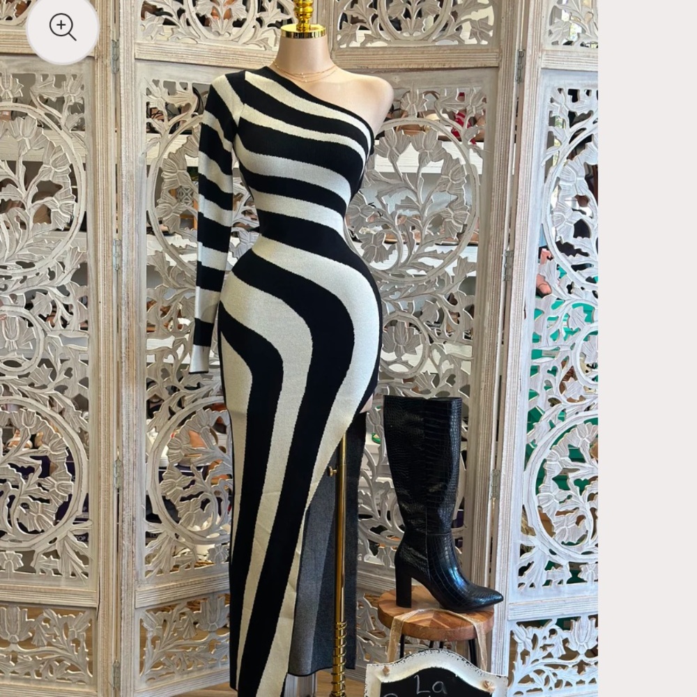 One sleeve black and white dress stripped